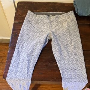 Prana large grey patterned leggings